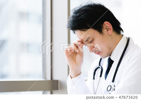 痛苦的醫生 痛苦的醫生 47671620