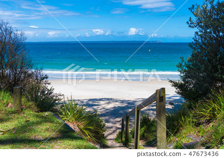 View over the beach  47673436