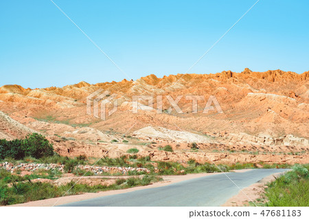 road near the mountains road near the mountains 47681183