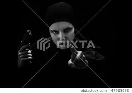 girl with gun girl with gun 47685958