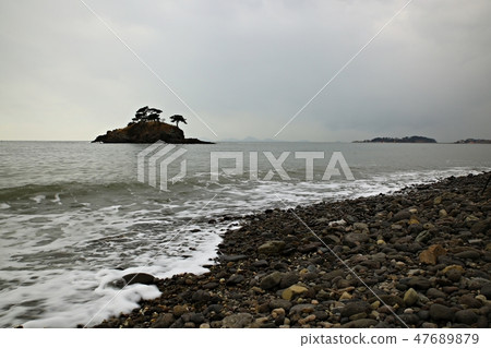 Sol island, lonely island, sea landscape 47689879