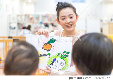托兒所老師，卡紙，嬰兒 47691236