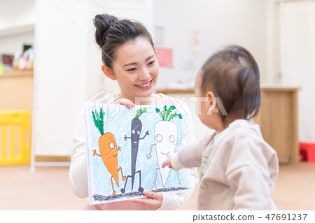 Nursery teacher, paper jam, infant 47691237