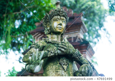 Close up woman statue Indonesian-style, Fairy statue in the garden, lady in the garden, Beautiful 47691499