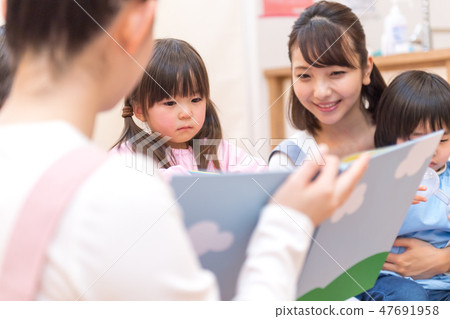 幼兒園，幼兒園老師，閱讀故事，戲劇，圖畫書 47691958