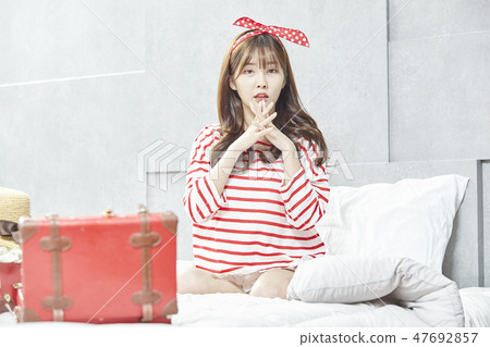 Travel, vacation, relaxation, young woman 47692857