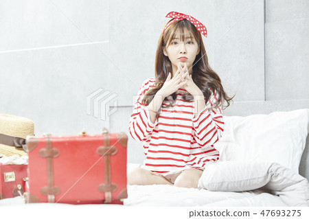 Travel, vacation, relaxation, young woman Travel, vacation, relaxation, young woman 47693275
