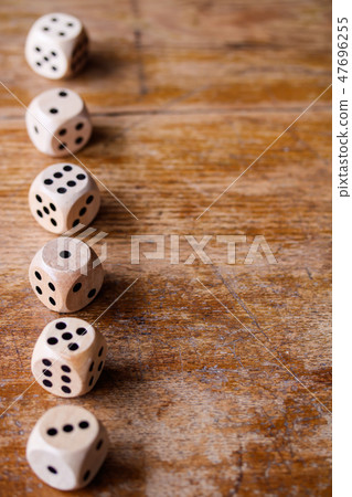 Dice 47696255