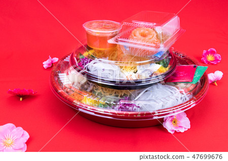 Convenient takeaway pack of Yee Sang or Yusheng Convenient takeaway pack of Yee Sang or Yusheng 47699676