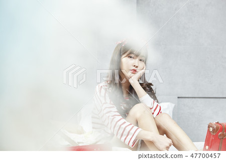 旅遊,度假,放鬆,年輕女子 旅遊,度假,放鬆,年輕女子 47700457