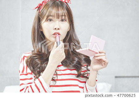 Beauty, young woman 47700625