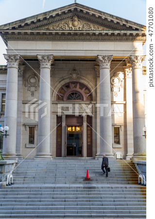 Nakanoshima Library 47701080