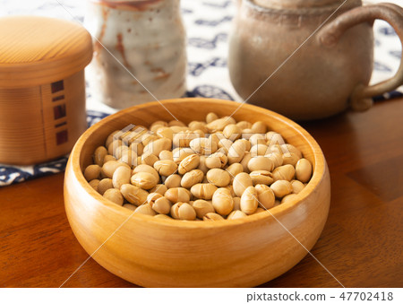 Roasted soybean roasted soybean fried bean snack 47702418