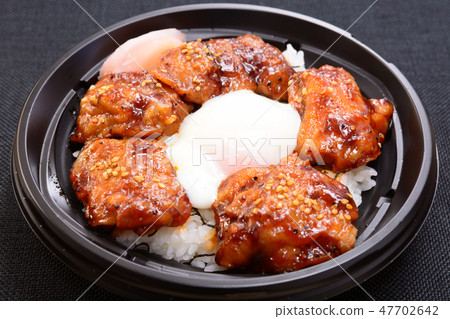 Tasty delicious chicken on rice Tasty delicious chicken on rice 47702642