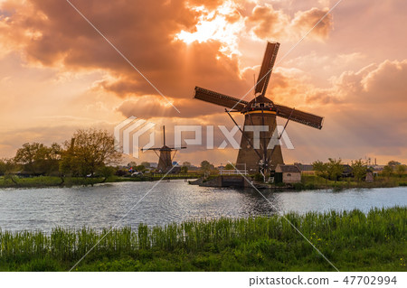 Windmills in Kinderdijk - Netherlands 47702994
