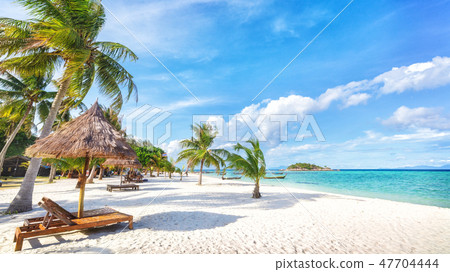 Asian tropical beach paradise in Thailand 47704444