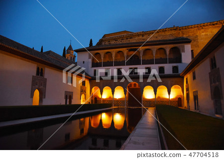 阿罕布拉宮 47704518