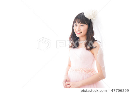 A bride wedding image in a pink dress A bride wedding image in a pink dress 47706299