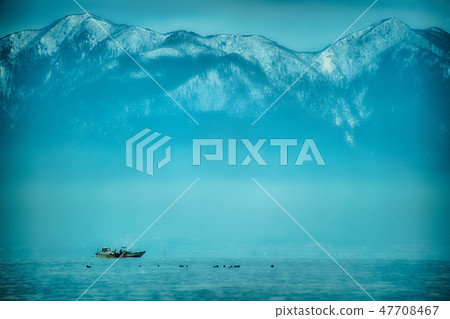 琵琶湖冬季場景2019年 47708467