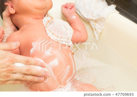 Bathing Bathing 47709693