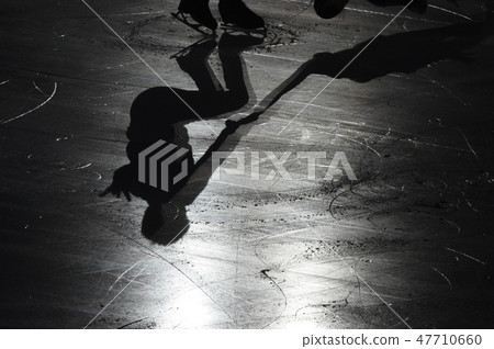 Figure skating 47710660