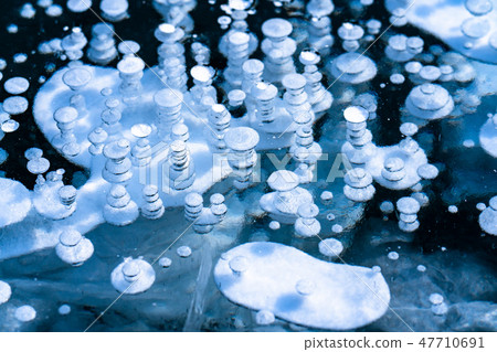 "Hokkaido" Ice bubble · natural phenomenon "Lake Bunpei" 47710691