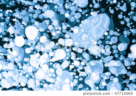 "Hokkaido" Ice bubble · natural phenomenon "Lake Bunpei" 47710869