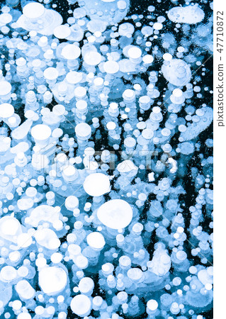 "Hokkaido" Ice bubble · natural phenomenon "Lake Bunpei" 47710872