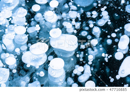 "Hokkaido" Ice bubble · natural phenomenon "Lake Bunpei" 47710885