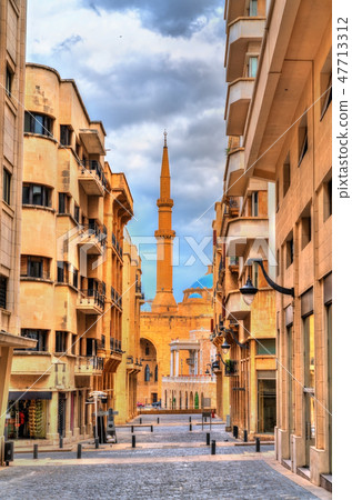 Minaret of the Mohammad Al-Amin Mosque in Beirut, Lebanon Minaret of the Mohammad Al-Amin Mosque in Beirut, Lebanon 47713312