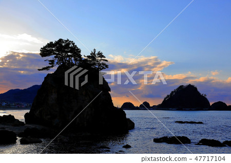 Yura Coast White Rock和Hakusan Island Yura Coast White Rock和Hakusan Island 47717104