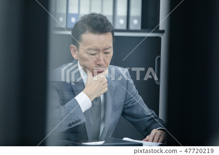 contemplation, hold, gents 47720219