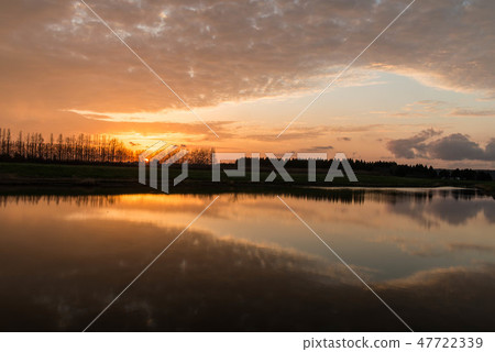 在Kawakata-gata的晚上風景 在Kawakata-gata的晚上風景 47722339