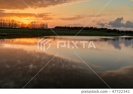 在Kawakata-gata的晚上風景 在Kawakata-gata的晚上風景 47722341