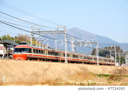 Odakyu Romance Car LSE running back to the mountain of Tanzawa Odakyu Romance Car LSE running back to the mountain of Tanzawa 47724265