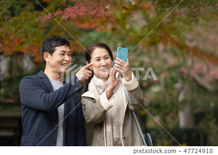 Middle couple travel Sumaho fall autumn leaves Tourism image Middle couple travel Sumaho fall autumn leaves Tourism image 47724918