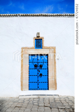 Blue door of Tunisia Sidivuside 47724932