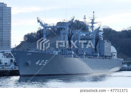 Supply ship Tokiwa 47731371