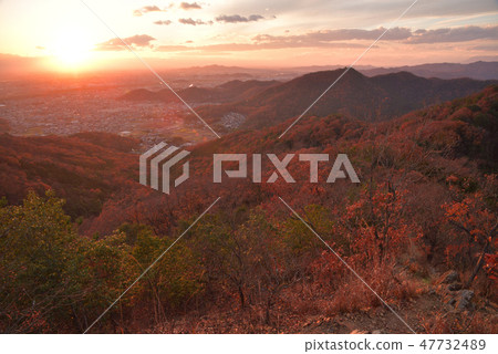 Sunset from Large Oyama in late autumn Sunset from Large Oyama in late autumn 47732489