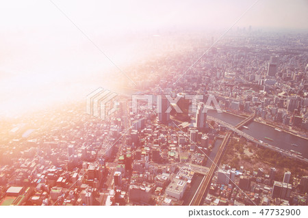 Nuclear attack on Tokyo 47732900