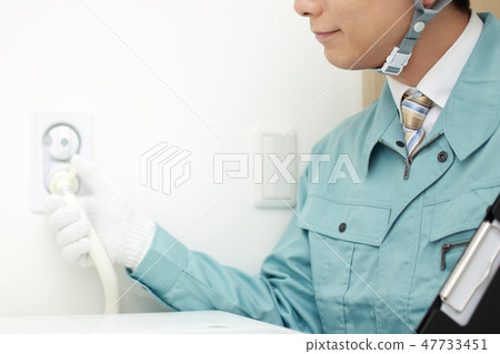 Worker (vendor maintenance maintenance repair building construction business washroom dressing room copy space check) Worker (vendor maintenance maintenance repair building construction business washroom dressing room copy space check) 47733451