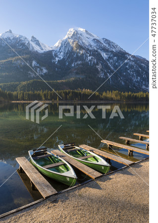 Famous lake Hintersee, Bavaria Famous lake Hintersee, Bavaria 47737034