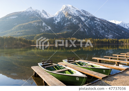 Famous lake Hintersee, Bavaria Famous lake Hintersee, Bavaria 47737036