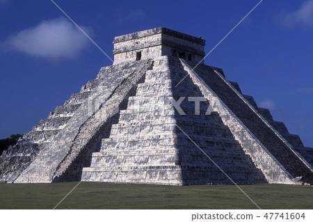 MEXICO YUCATAN CHICHEN ITZA MAYA RUINS MEXICO YUCATAN CHICHEN ITZA MAYA RUINS 47741604