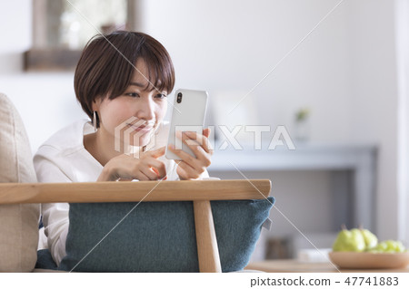 Smarter female operation 47741883