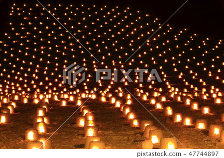 Mini Kamakura at night in Yuzawa City, Akita Prefecture 47744897