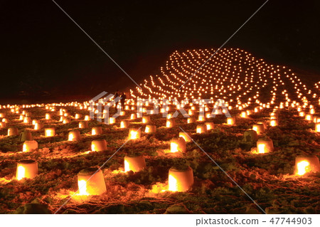Mini Kamakura at night in Yuzawa City, Akita Prefecture Mini Kamakura at night in Yuzawa City, Akita Prefecture 47744903