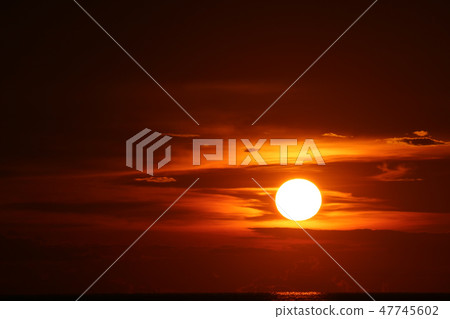 sun dawn back on morning sky silhouette cloud sea 47745602