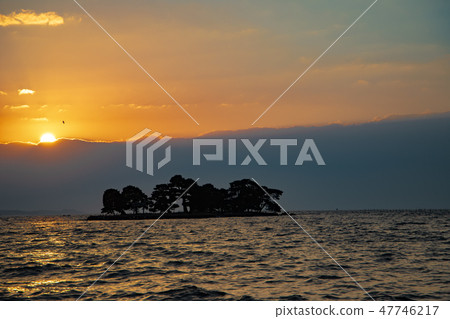 Lake Shinji Sunset Lake Shinji Sunset 47746217
