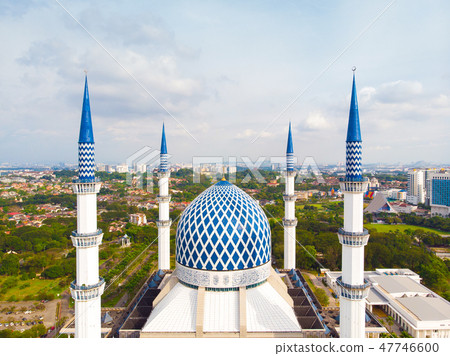 Masjid Sultan Salahuddin Abdul Aziz Shah by drone Masjid Sultan Salahuddin Abdul Aziz Shah by drone 47746600